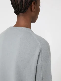 Boxy-fit wool and cashmere sweater - LIGHT BLUE