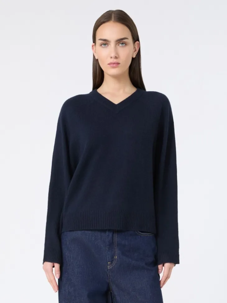 Cashmere V-neck sweater - NAVY