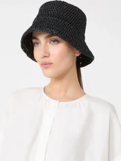 Crochet viscose hat - BLACK