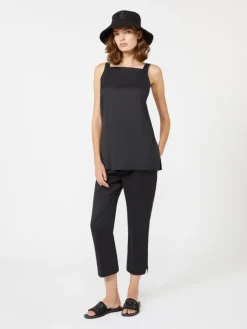 Flowing stretch poplin top - BLACK