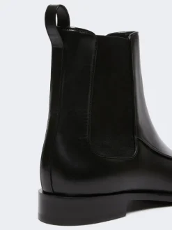 Leather Chelsea ankle boots - BLACK