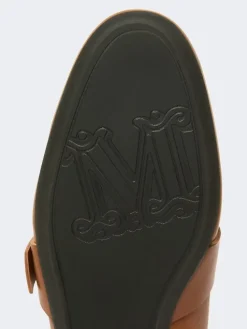 Leather loafers with fringe - AMBER BROWN
