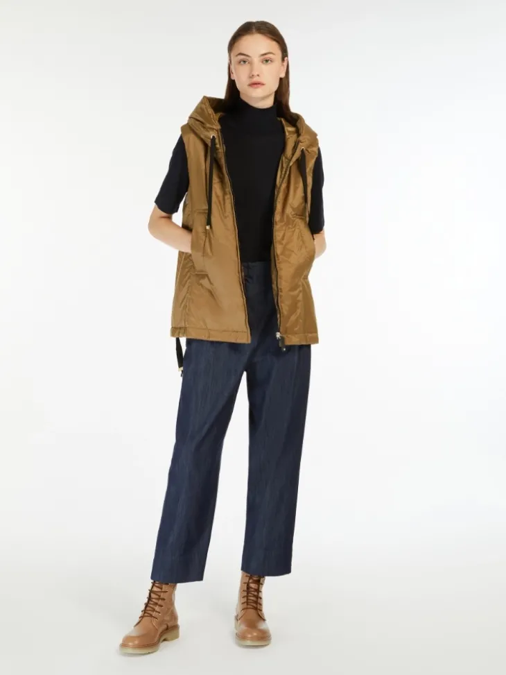 Padded water-repellent hooded gilet - CARAMEL