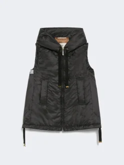 Padded water-repellent hooded gilet - BLACK
