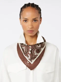 Printed silk square foulard - CARAMEL
