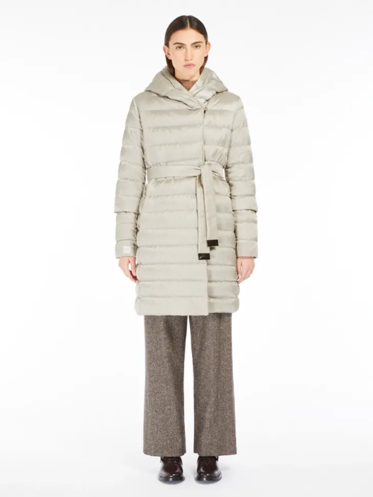 Reversible down jacket in water-repellent satin - LIGHT