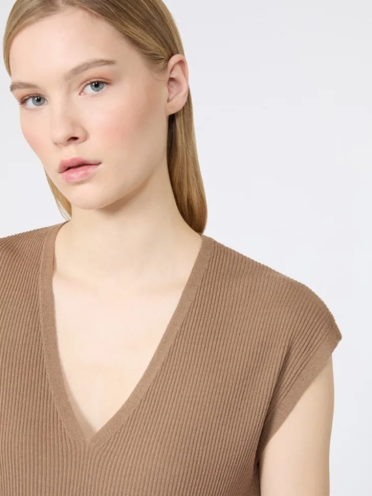 Ribbed woollen yarn gilet - CAMEL