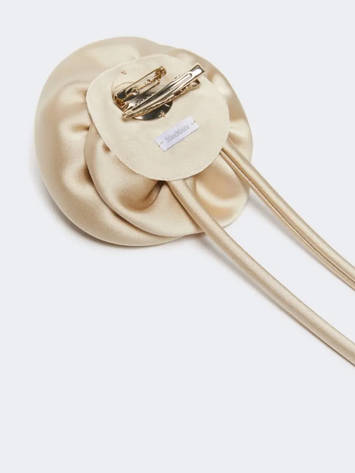 Satin flower brooch - BEIGE