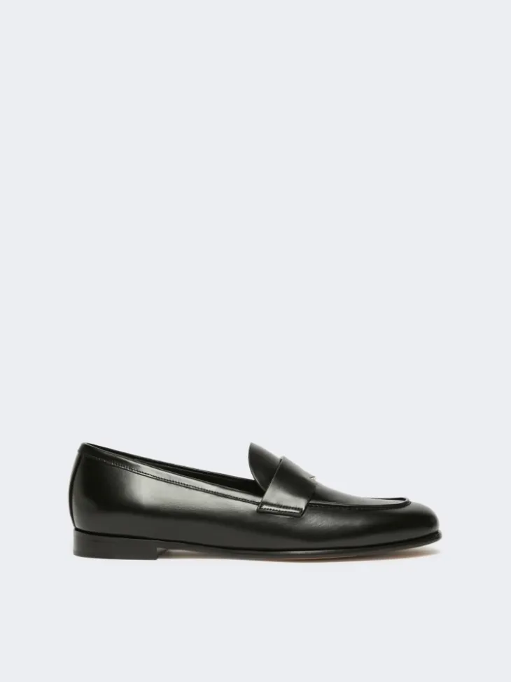 Semi-glossy leather moccasins - BLACK