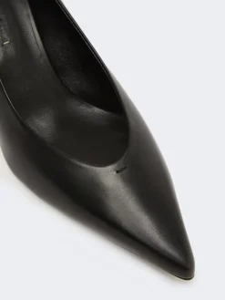 Smooth leather court shoes - BLACK