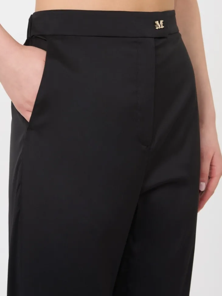 Stretch cotton Capri trousers - BLACK