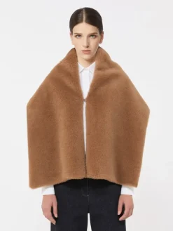 Teddy fabric stole - CAMEL