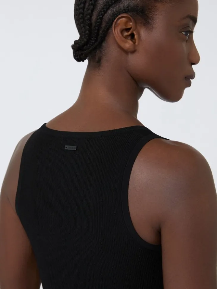 Viscose-blend yarn top - BLACK