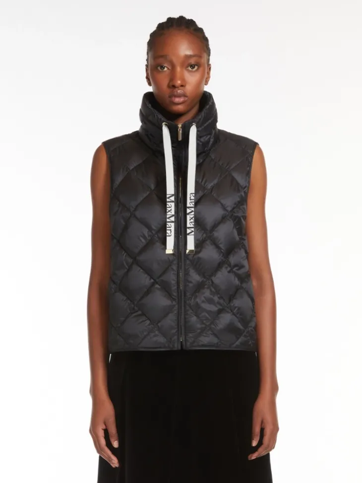 Water-repellent nylon canvas gilet - BLACK