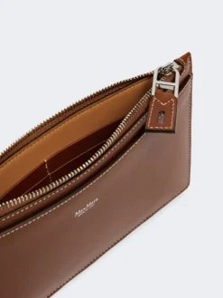 Wrist-strap leather pouch - AMBER BROWN